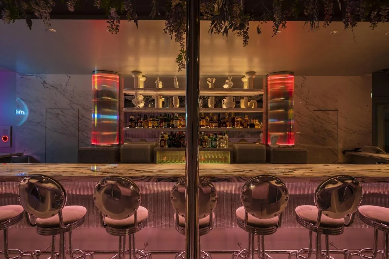 Moire Hotel Yoshiwara Tokyo